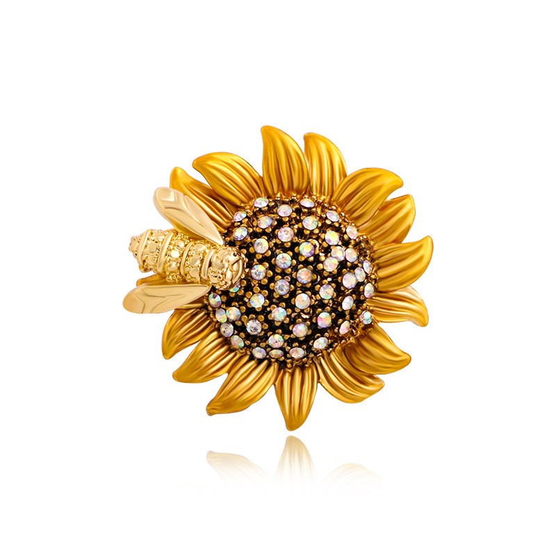 Brass Fashion Sunflower Brooch