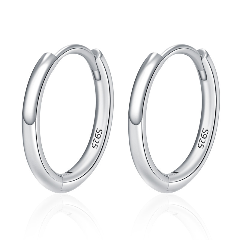 Classic round earrings - the first choice of jewelry, timeless beauty