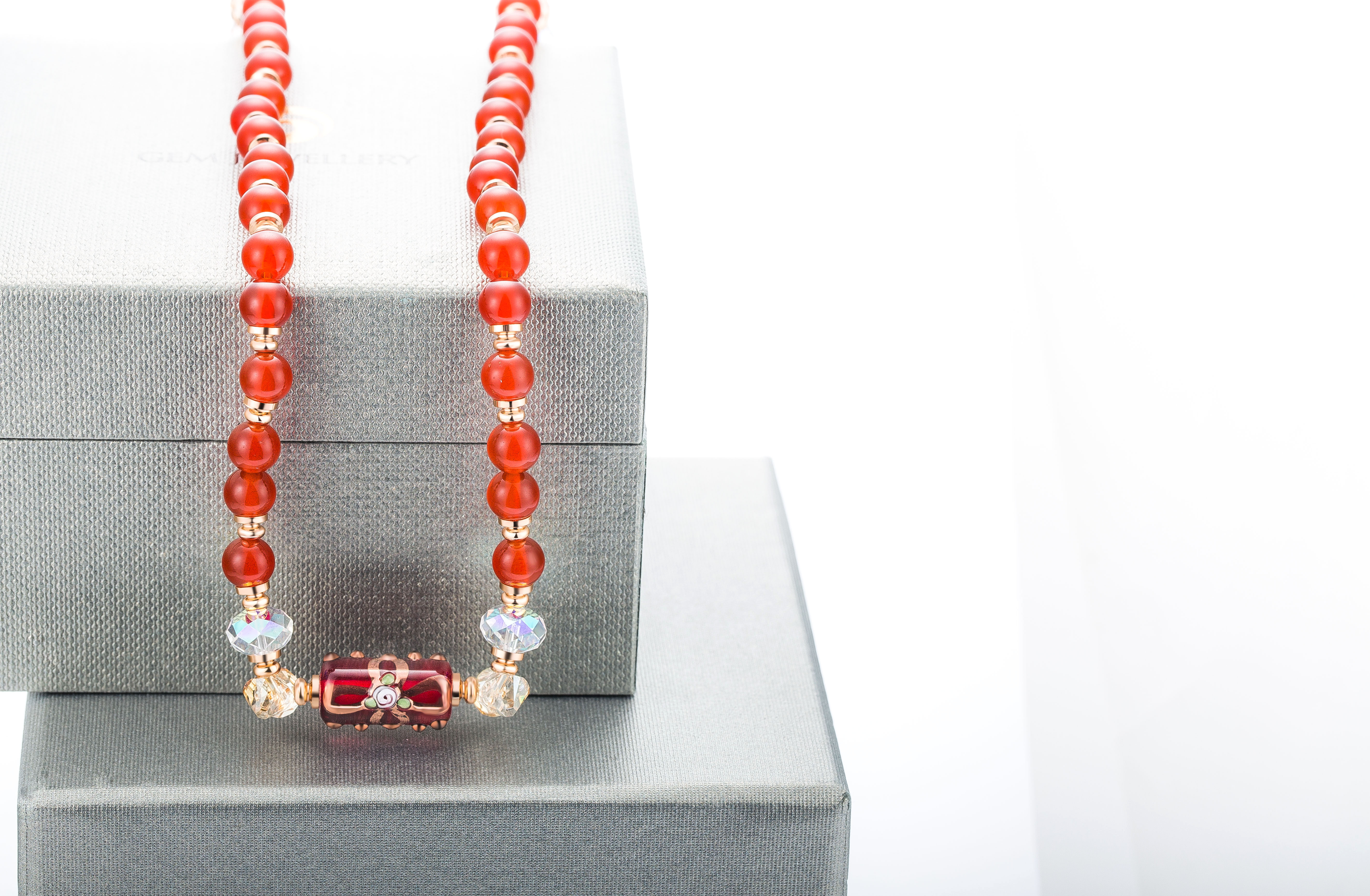 Jewelry Manufacturer High quality Glass Bracelet Jewelry Women Red Beads Bracelets(图3)