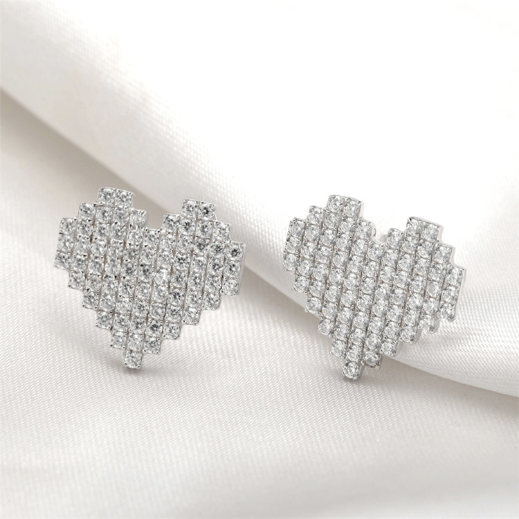 Wholesale Silver Jewelry Wholesale Jewelry Accessory Trendy Heart stud Earrings(图1)