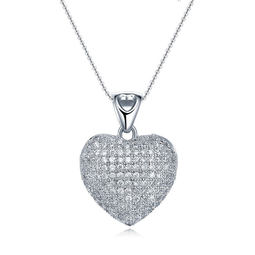 The meaning and symbol of heart-shaped necklace