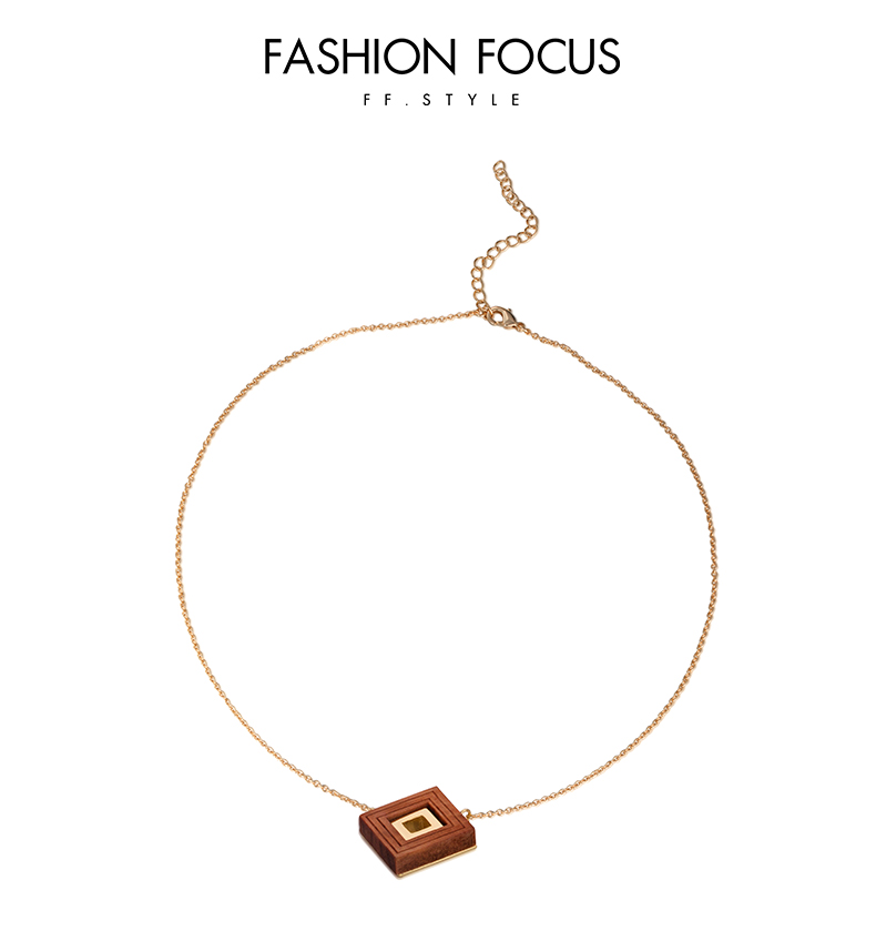 Brass14K Gold Plated Jewelry Women Trendy Cross Sweater Chain Geometric Square Pendant Necklace(图3)