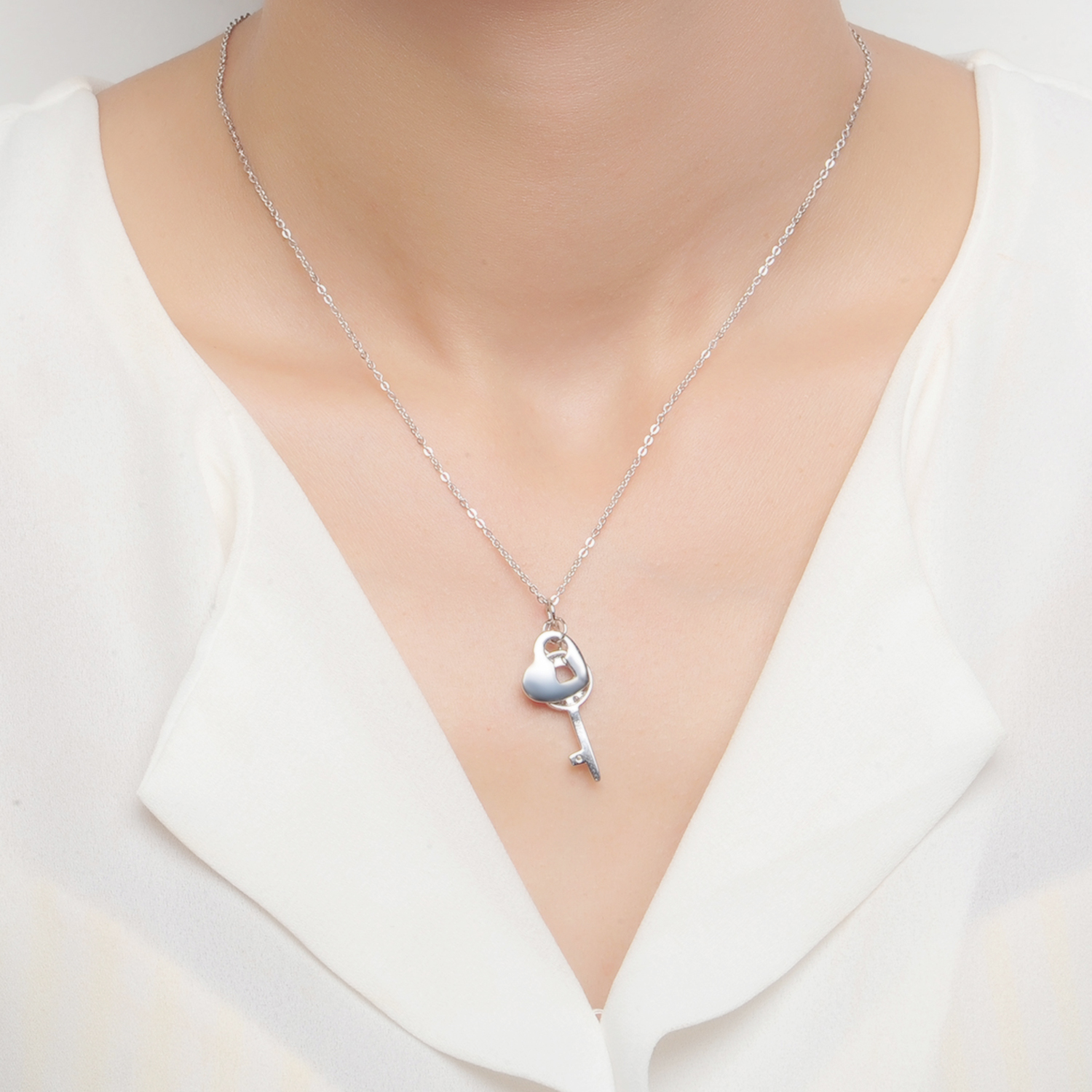 Personalized 925 Sterling Silver Cubic Zircon Link Chain Delicate Open Heart Key Pendant  Necklace(图6)