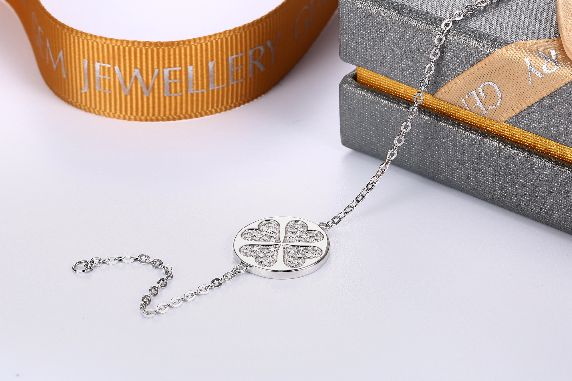 Fashion 925 silver Zircon Lucky Heart four-leaf Clover letter custom womens jewelry bracelert(图6)